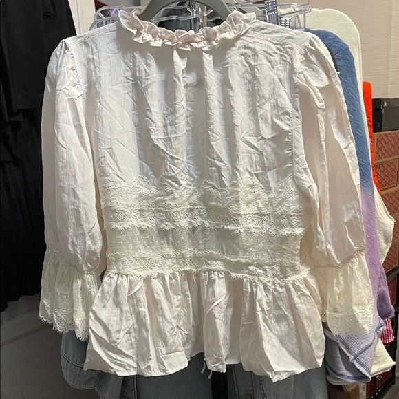 Intimately FP Forever Young Bed Jacket In White Alyssum
Free People - Picture 2 of 5